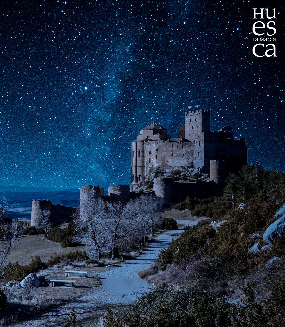 Foto del Castillo de Loarre de noche de Huesca la Magia para promocionar las visitas para Halloween